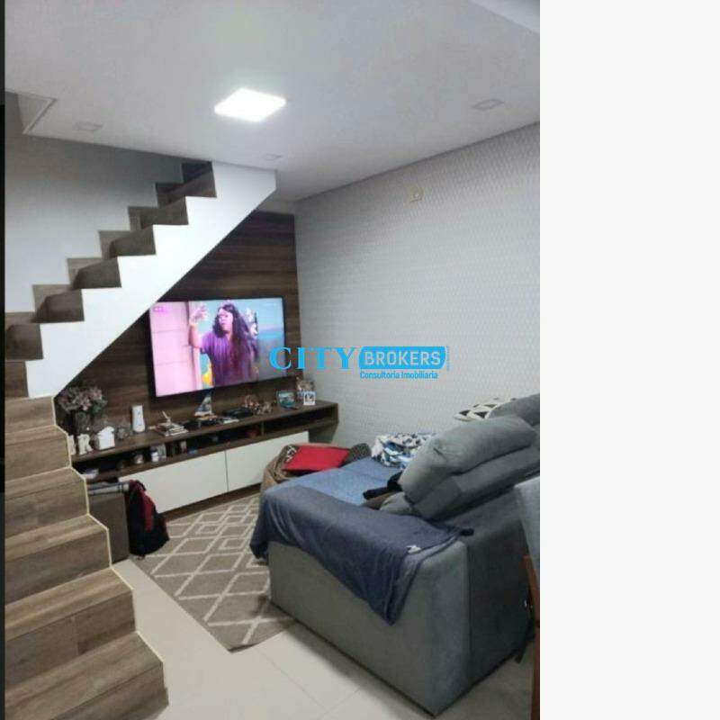 Casa à venda com 5 quartos, 200m² - Foto 24