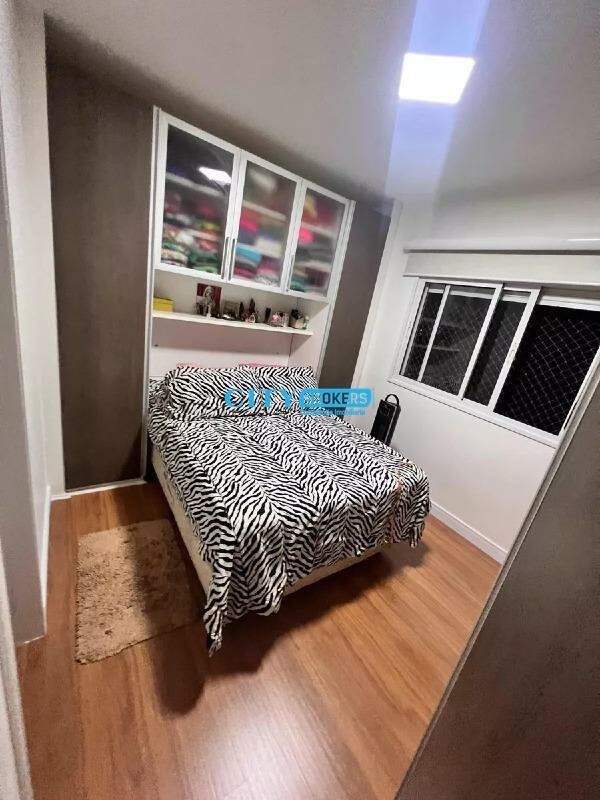 Apartamento à venda com 3 quartos, 78m² - Foto 11