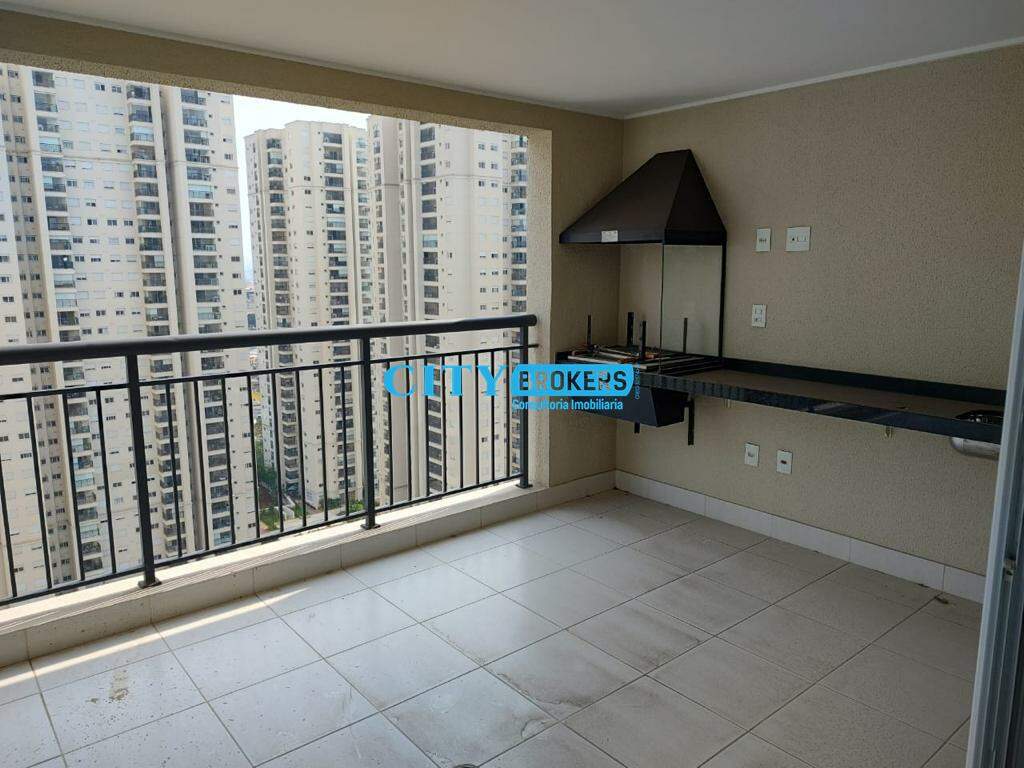 Apartamento à venda com 3 quartos, 154m² - Foto 3