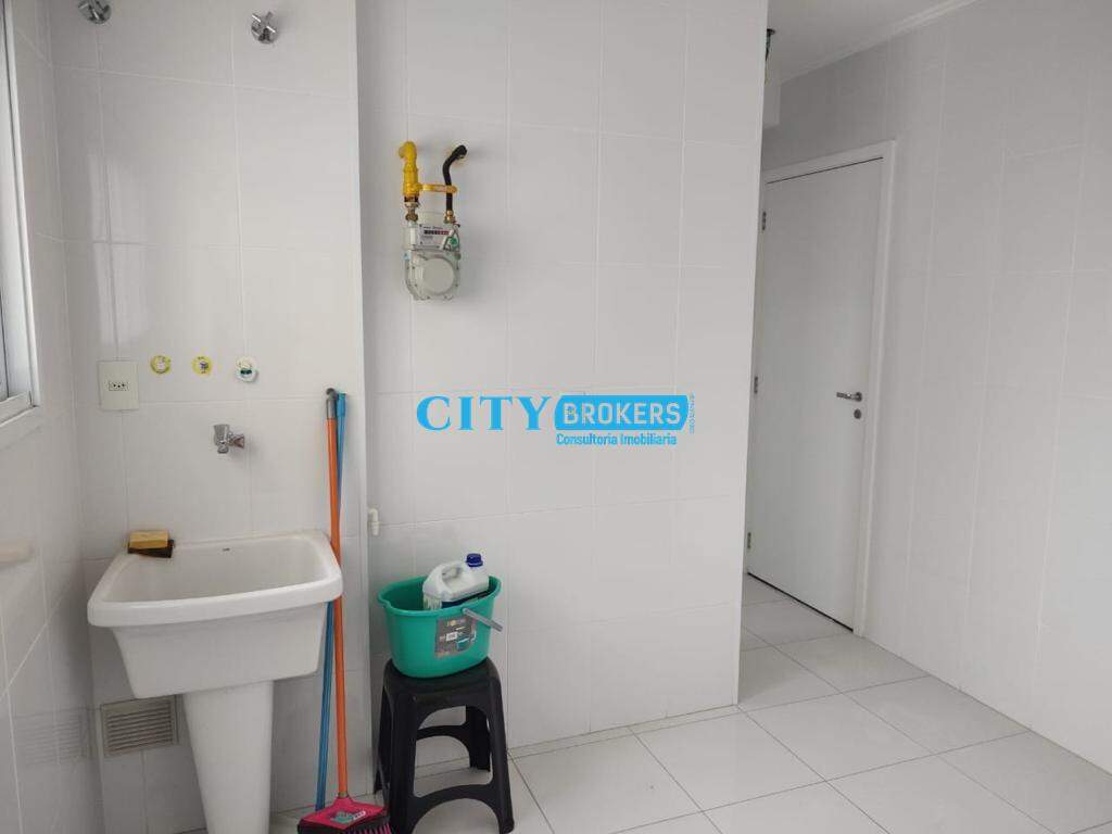 Apartamento à venda com 3 quartos, 154m² - Foto 11