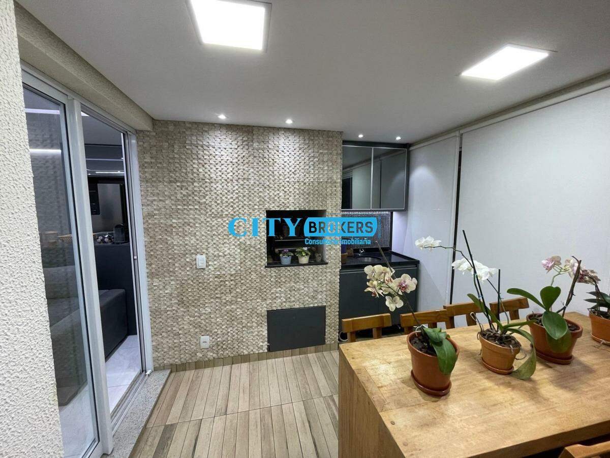 Apartamento à venda com 2 quartos, 68m² - Foto 3