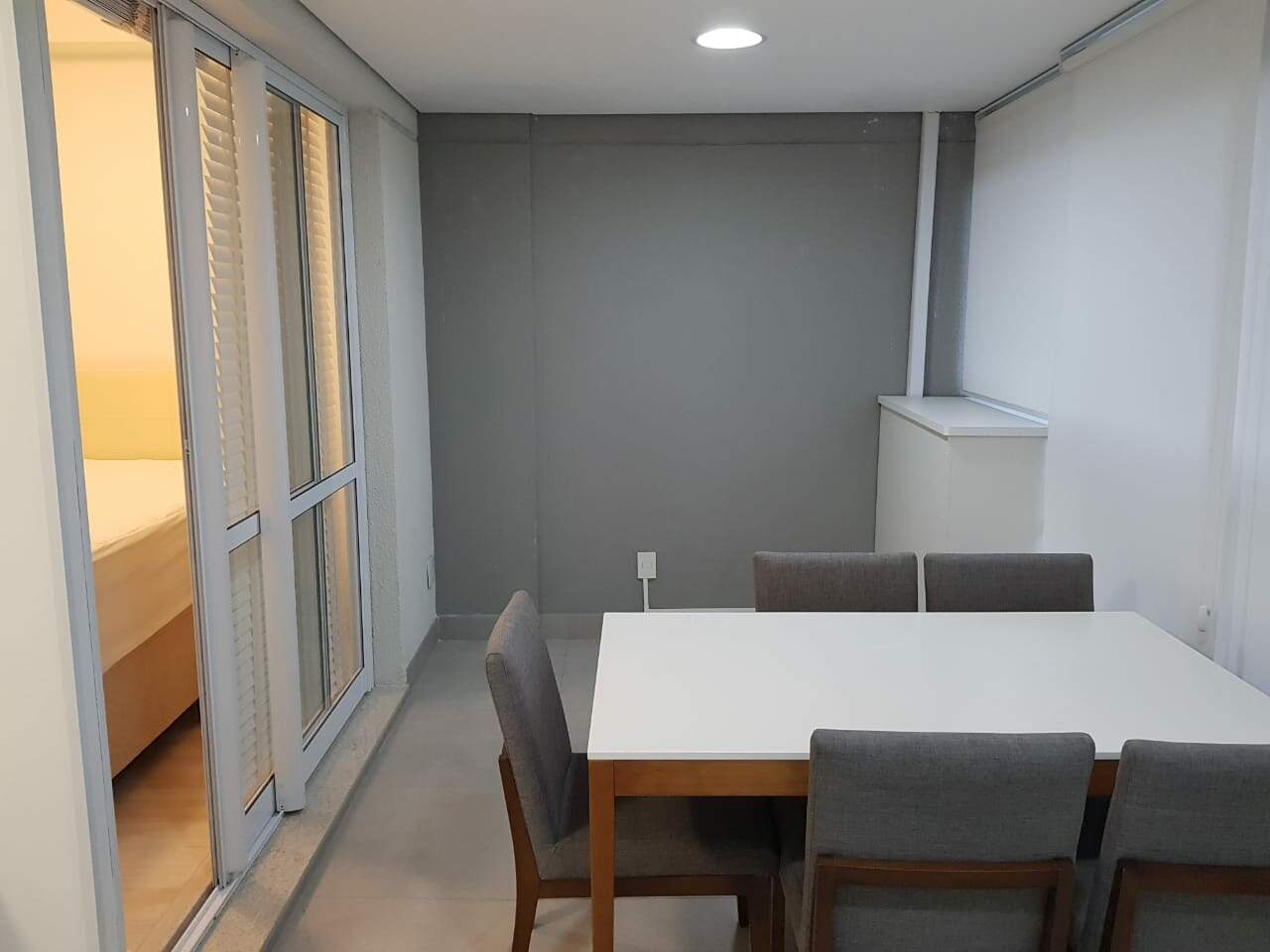 Apartamento à venda com 1 quarto, 38m² - Foto 2