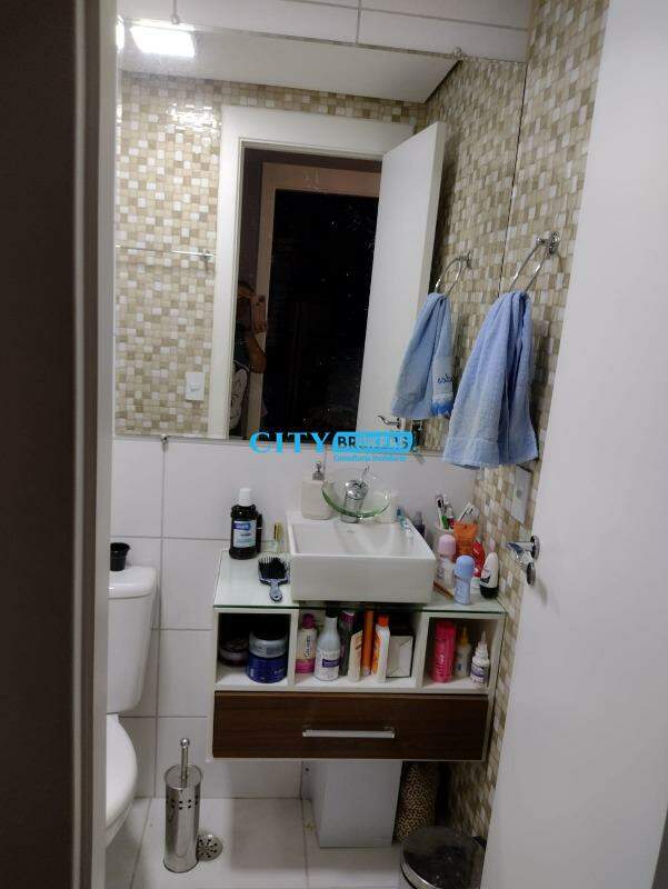 Apartamento à venda com 2 quartos, 42m² - Foto 23