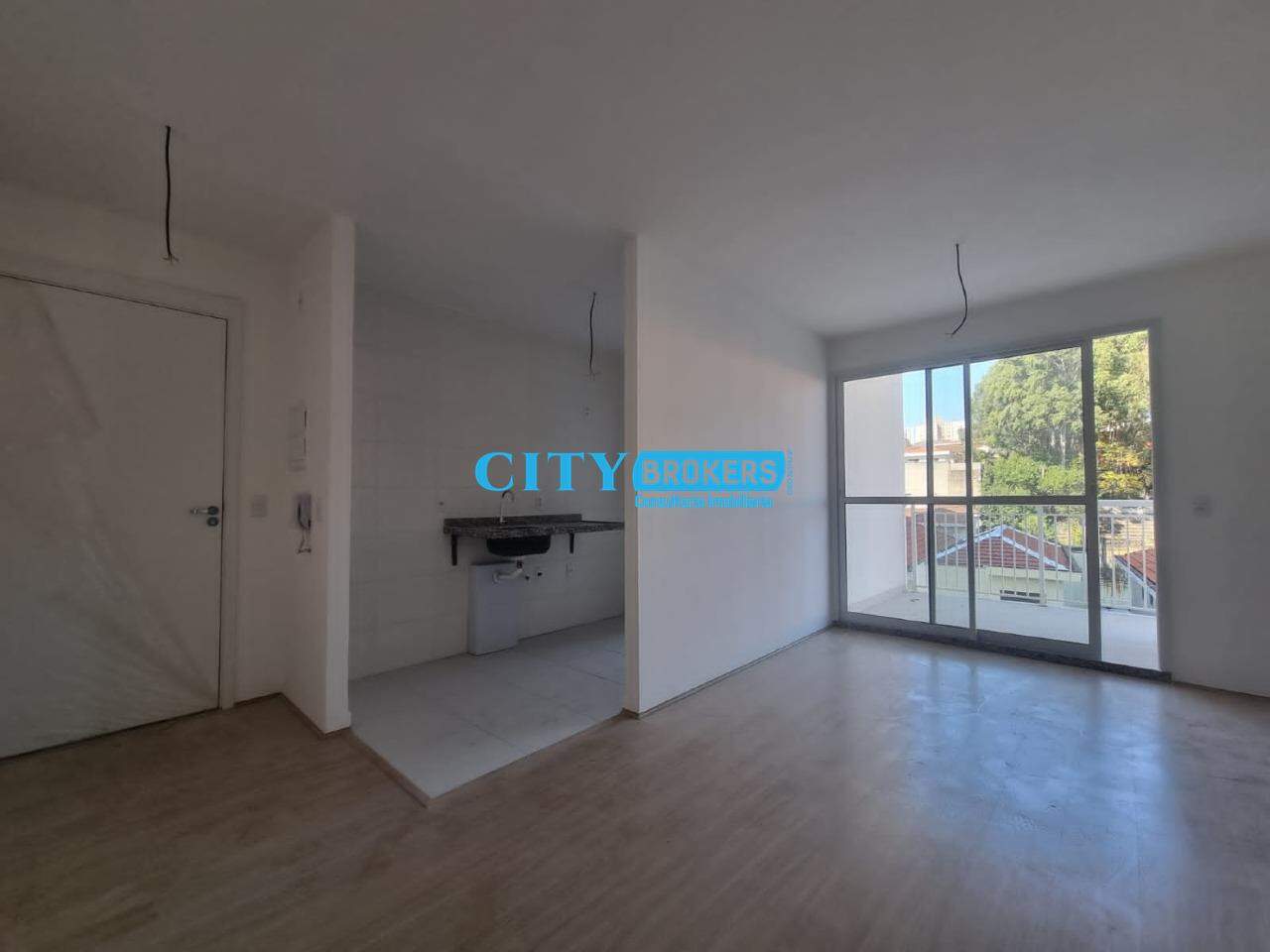 Apartamento à venda com 3 quartos, 66m² - Foto 1