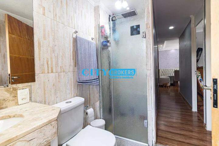 Apartamento à venda com 2 quartos, 65m² - Foto 10