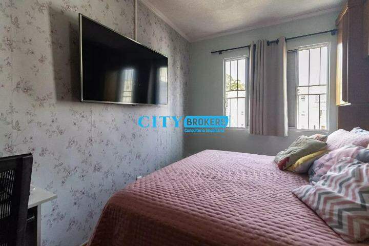 Apartamento à venda com 2 quartos, 65m² - Foto 9