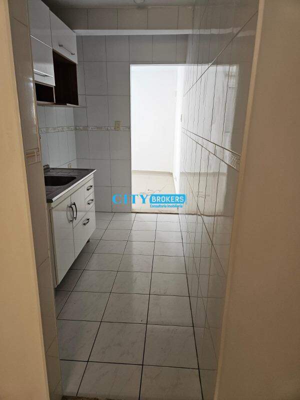 Apartamento à venda com 1 quarto, 35m² - Foto 11