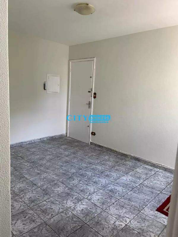 Apartamento à venda com 2 quartos, 55m² - Foto 9