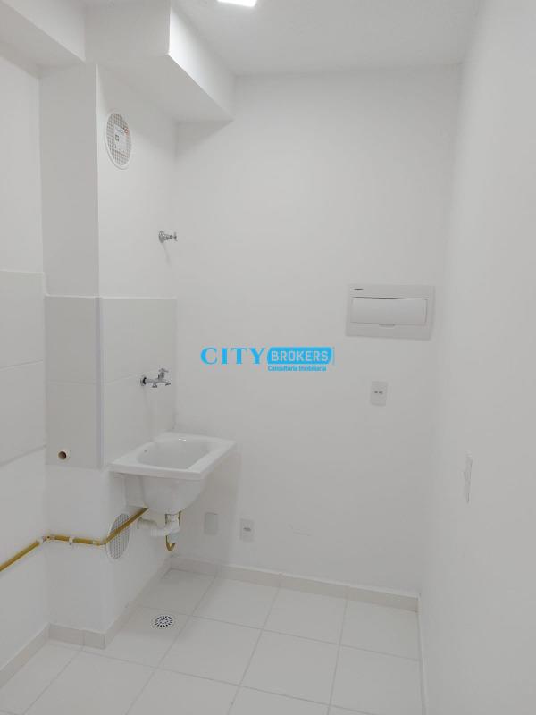 Apartamento à venda com 2 quartos, 42m² - Foto 11