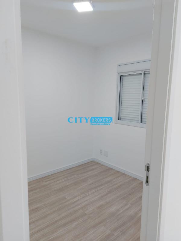 Apartamento à venda com 2 quartos, 42m² - Foto 12