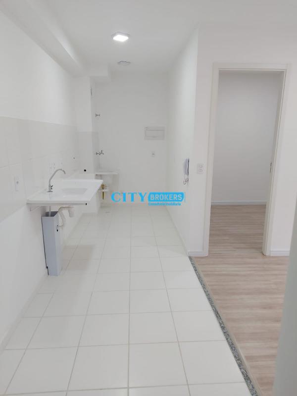 Apartamento à venda com 2 quartos, 42m² - Foto 5