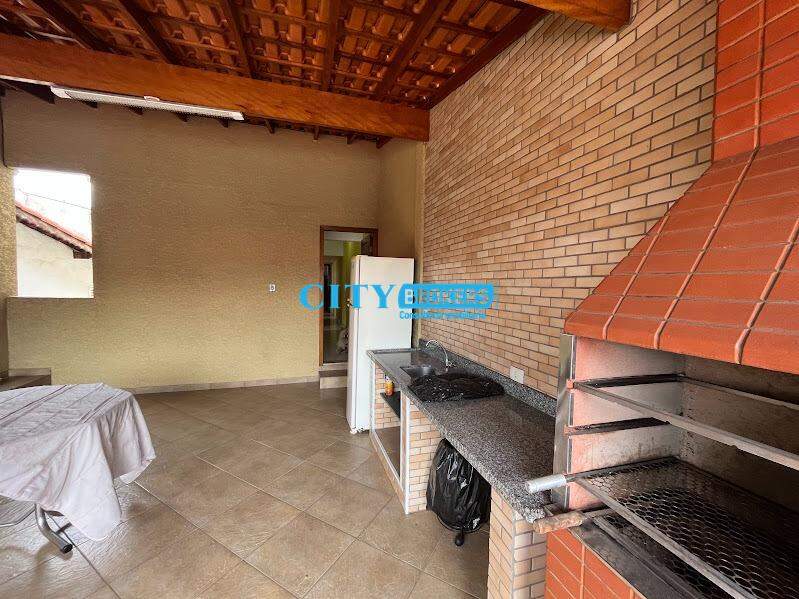 Sobrado à venda com 3 quartos, 150m² - Foto 10