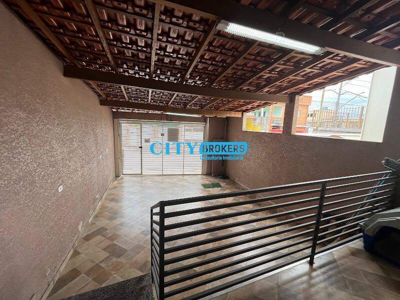 Sobrado à venda com 3 quartos, 150m² - Foto 4