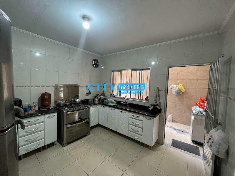 Sobrado à venda com 3 quartos, 150m² - Foto 9