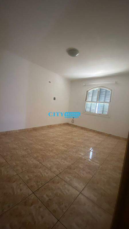 Sobrado à venda com 4 quartos, 240m² - Foto 16