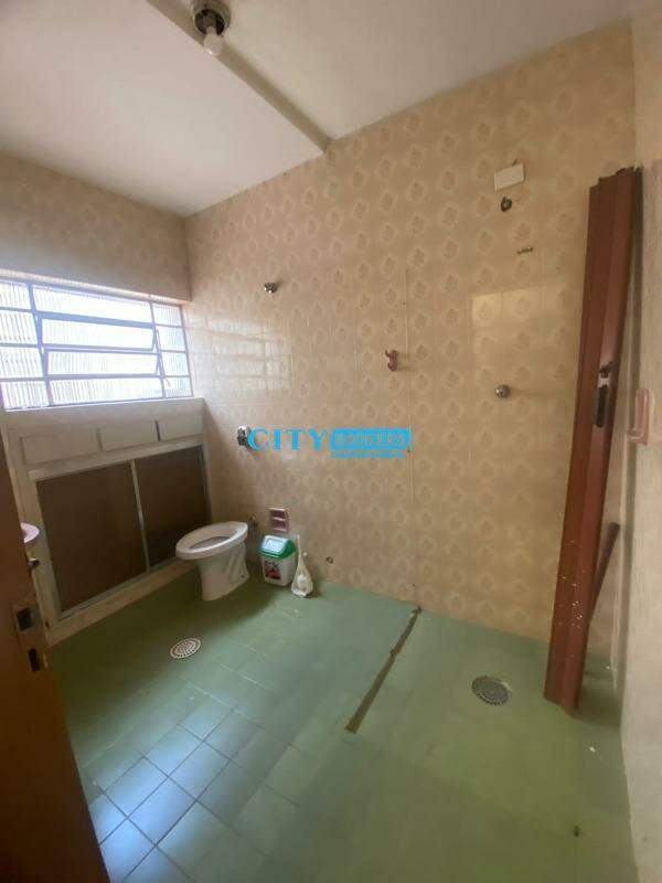 Sobrado à venda com 4 quartos, 240m² - Foto 24