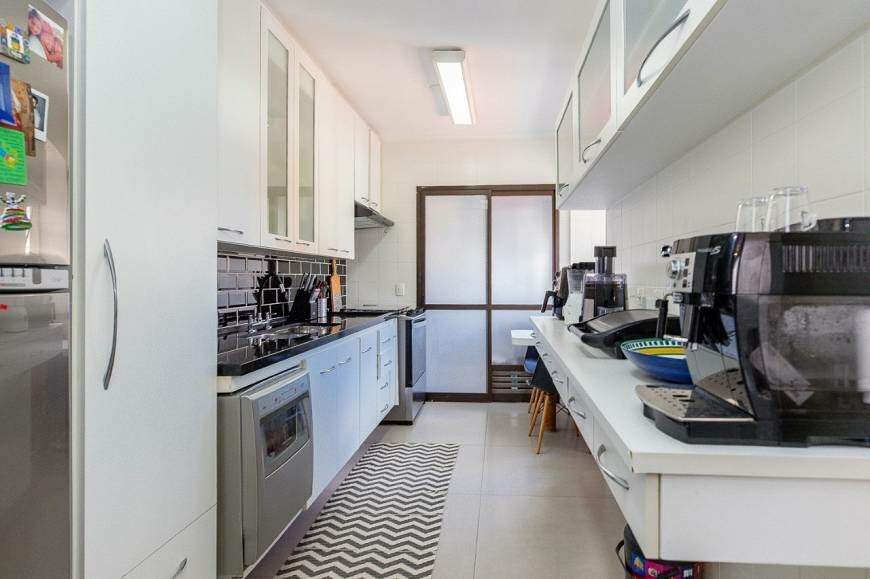 Apartamento à venda com 3 quartos, 138m² - Foto 6