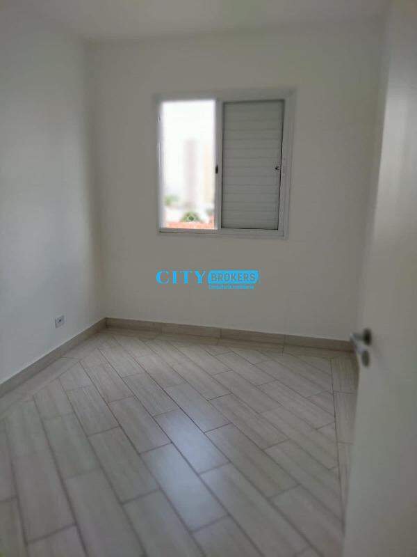 Apartamento à venda com 2 quartos, 61m² - Foto 4