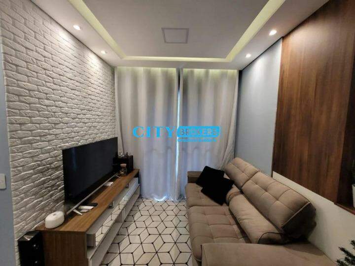 Apartamento à venda com 2 quartos, 40m² - Foto 2