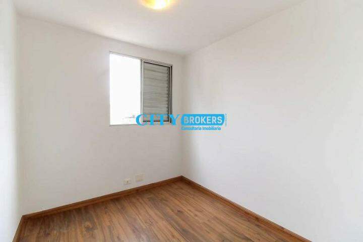 Apartamento à venda com 2 quartos, 56m² - Foto 18