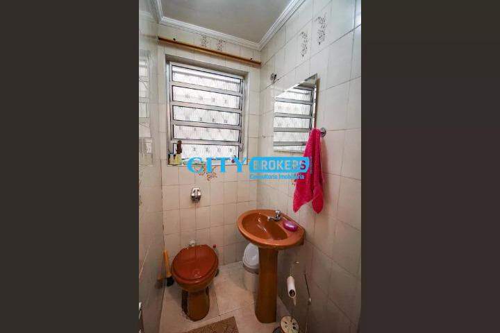 Sobrado à venda com 4 quartos, 180m² - Foto 15