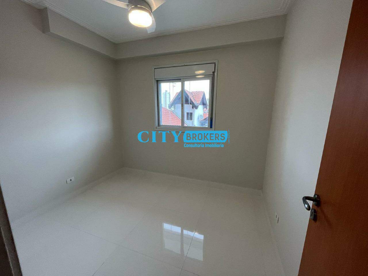 Apartamento à venda com 3 quartos, 99m² - Foto 9