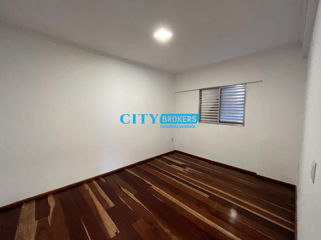 Apartamento para alugar com 2 quartos, 99m² - Foto 15