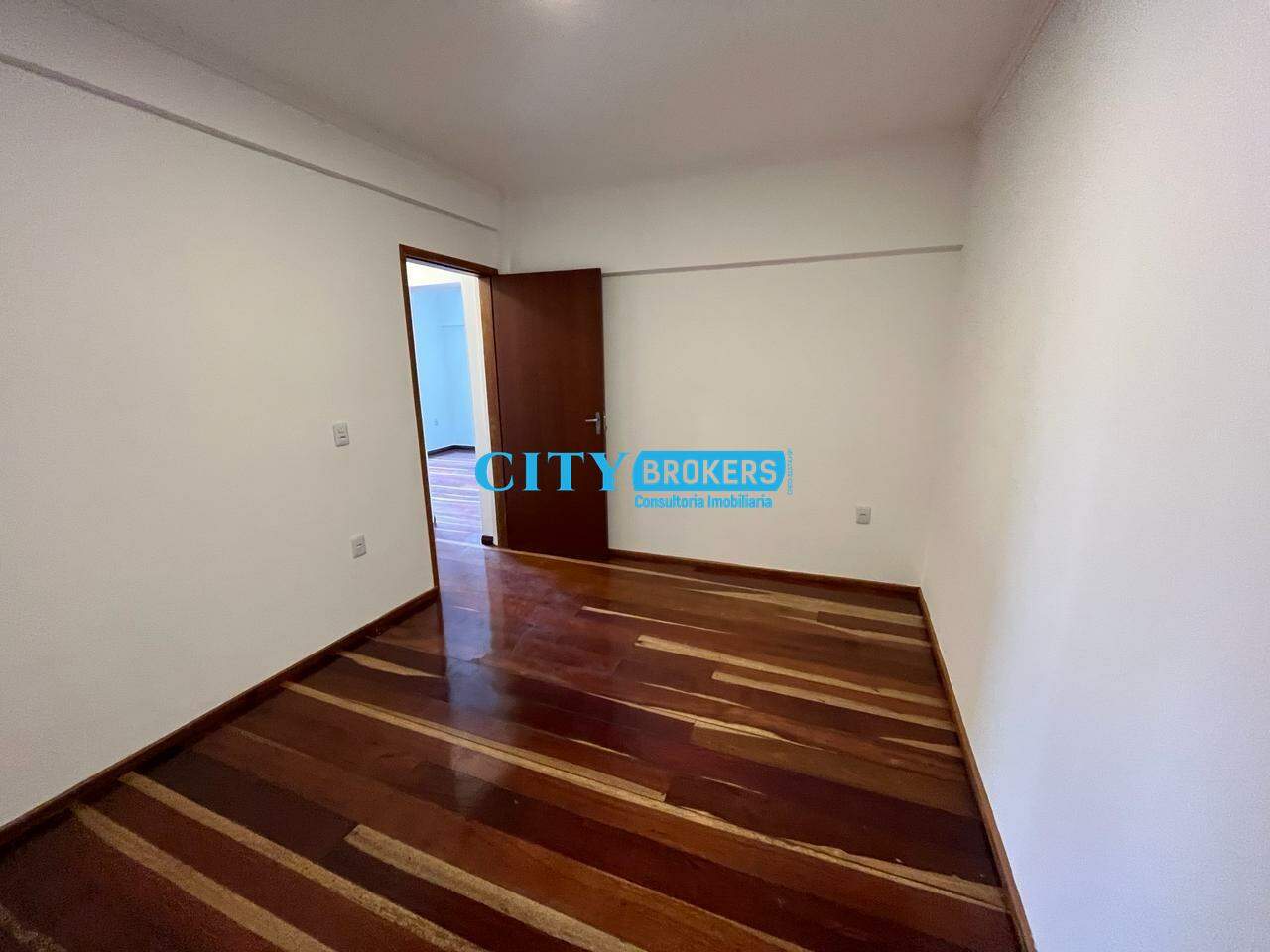 Apartamento para alugar com 2 quartos, 99m² - Foto 16