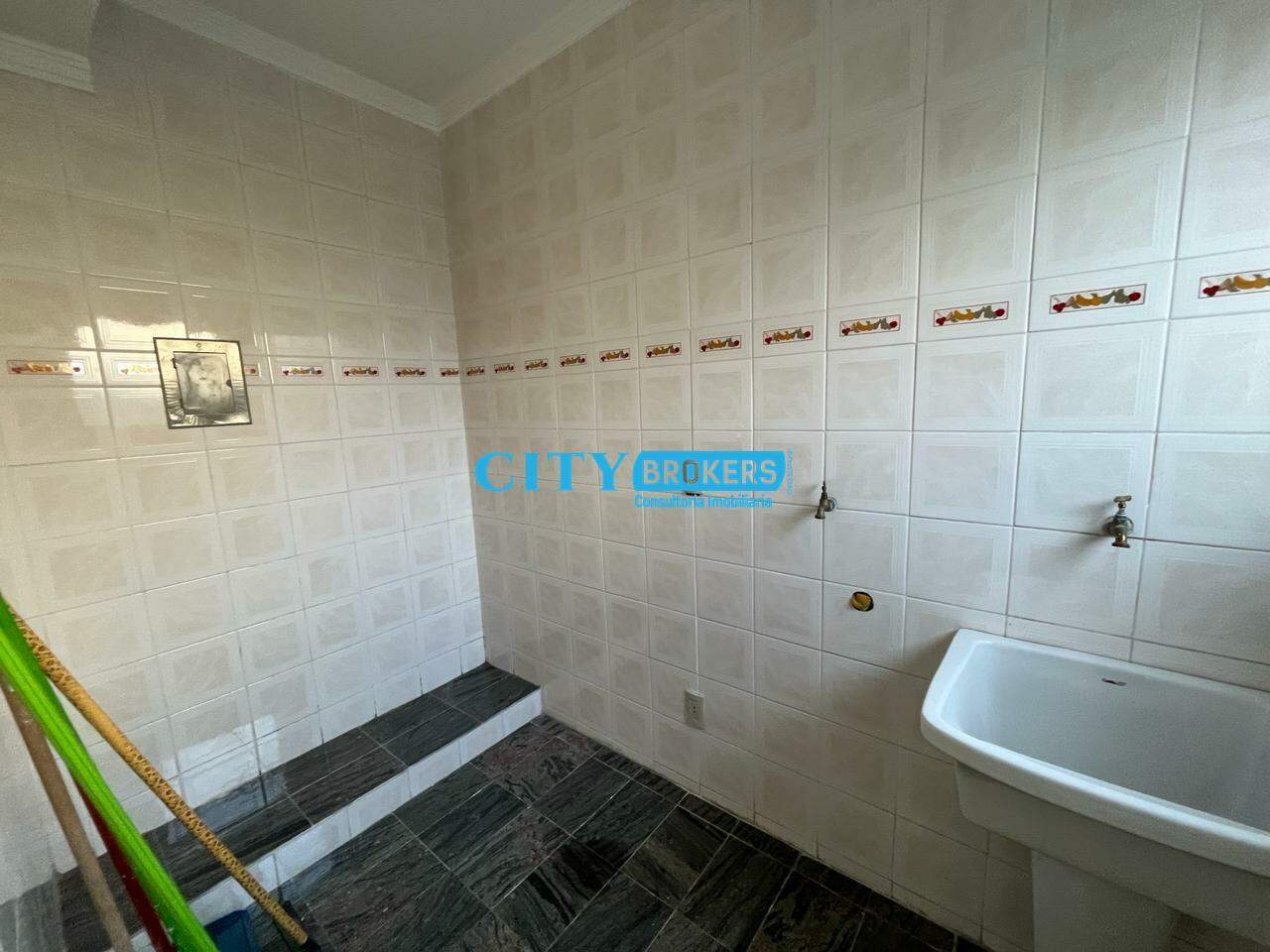 Apartamento para alugar com 2 quartos, 99m² - Foto 11