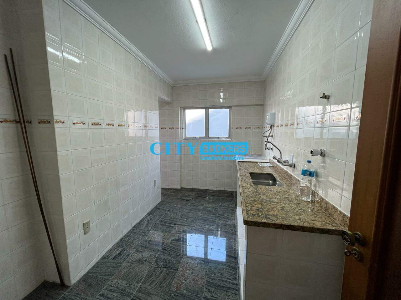 Apartamento para alugar com 2 quartos, 99m² - Foto 9