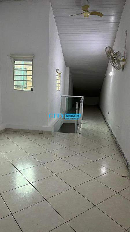 Sobrado à venda com 3 quartos, 200m² - Foto 24