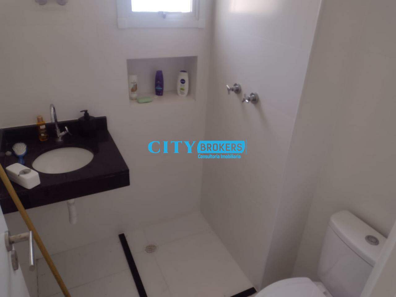 Apartamento à venda com 2 quartos, 77m² - Foto 18