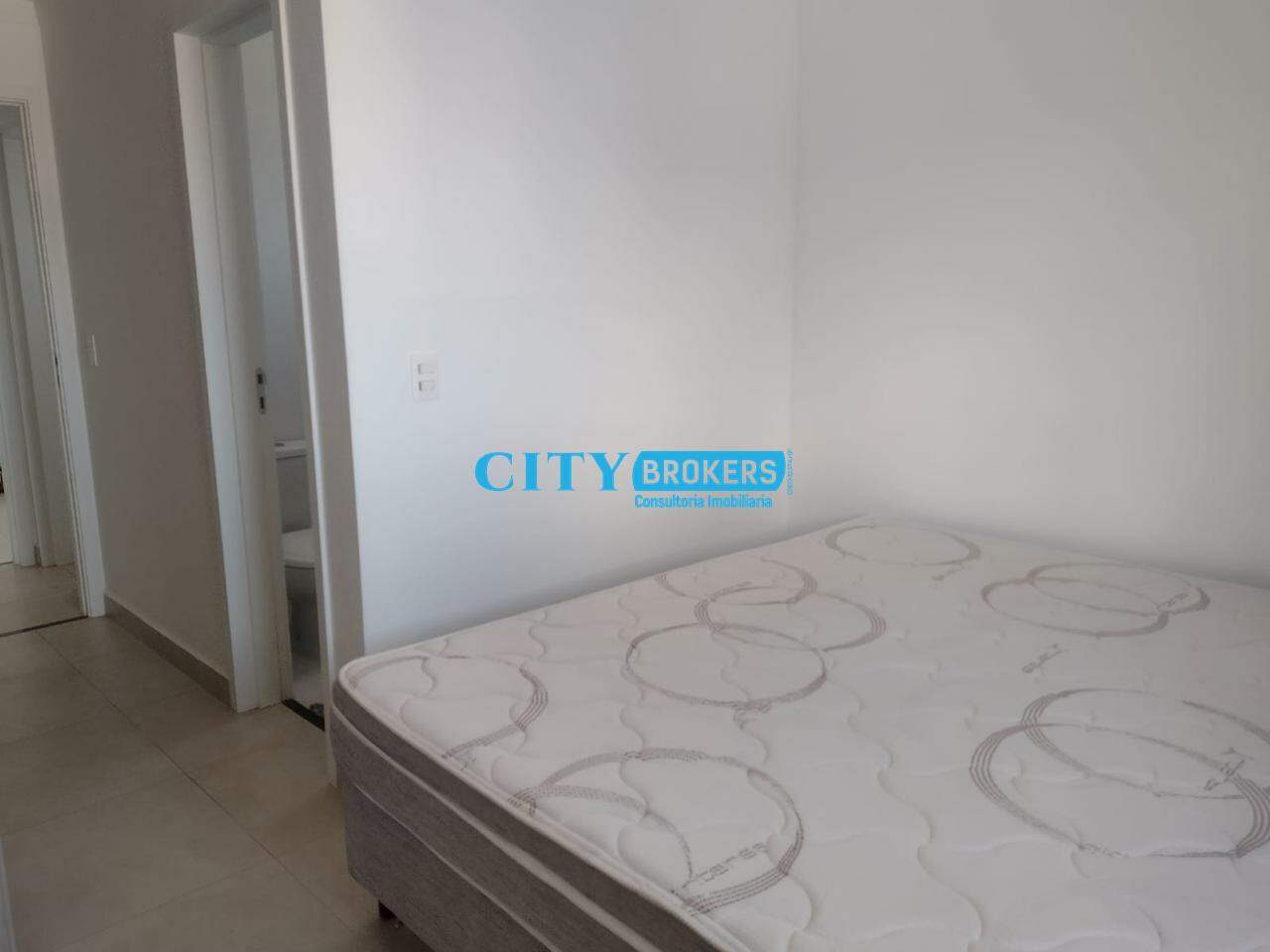 Apartamento à venda com 2 quartos, 77m² - Foto 28