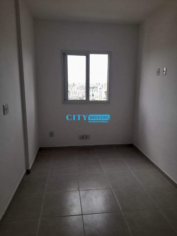 Apartamento à venda com 2 quartos, 40m² - Foto 13