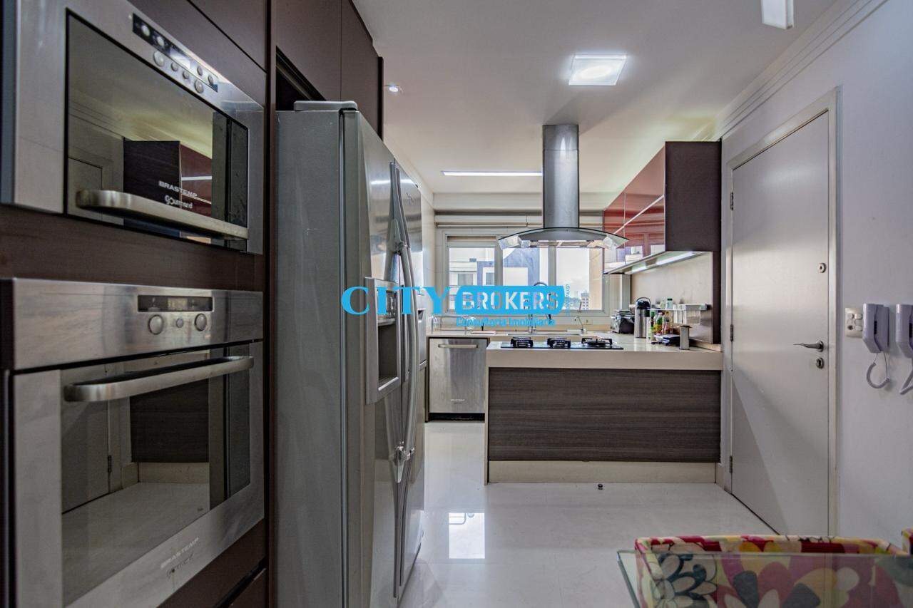 Apartamento para alugar com 4 quartos, 206m² - Foto 20