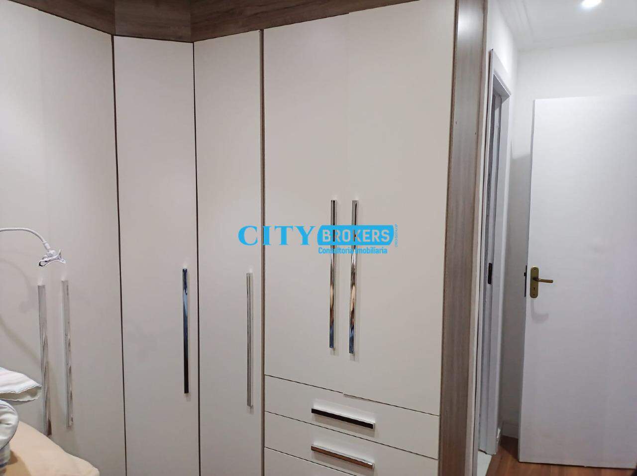 Apartamento à venda com 2 quartos, 62m² - Foto 14