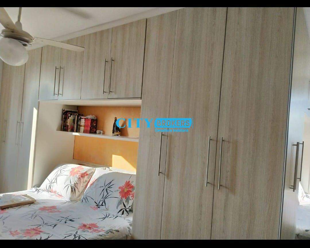 Apartamento à venda com 2 quartos, 65m² - Foto 17