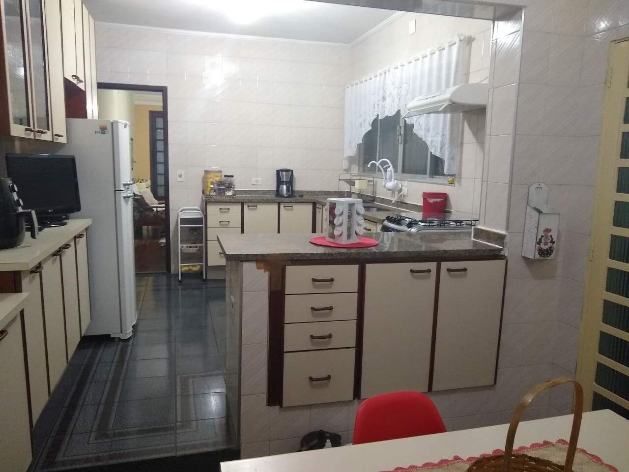 Sobrado à venda com 3 quartos, 220m² - Foto 19