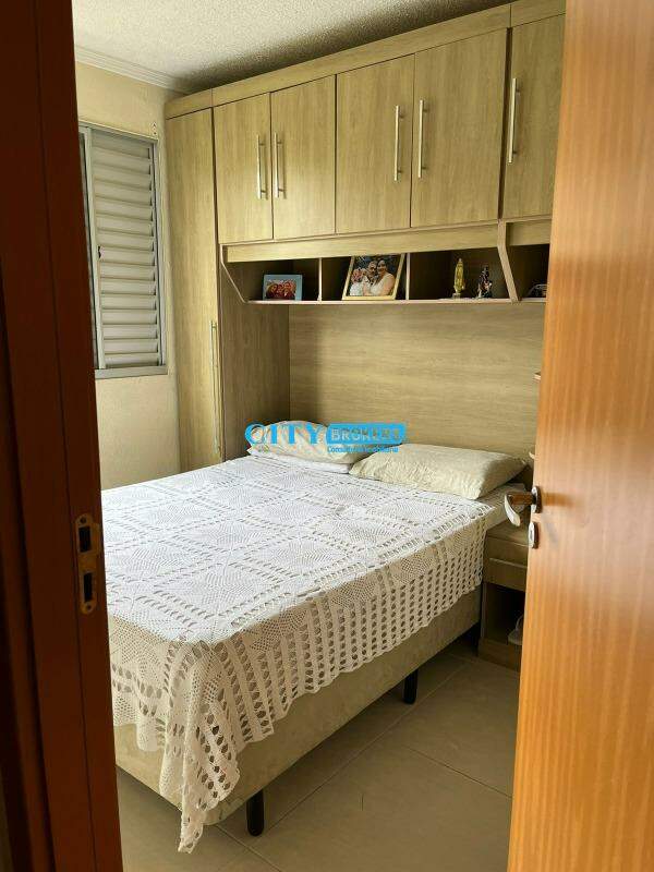 Apartamento à venda com 2 quartos, 42m² - Foto 5