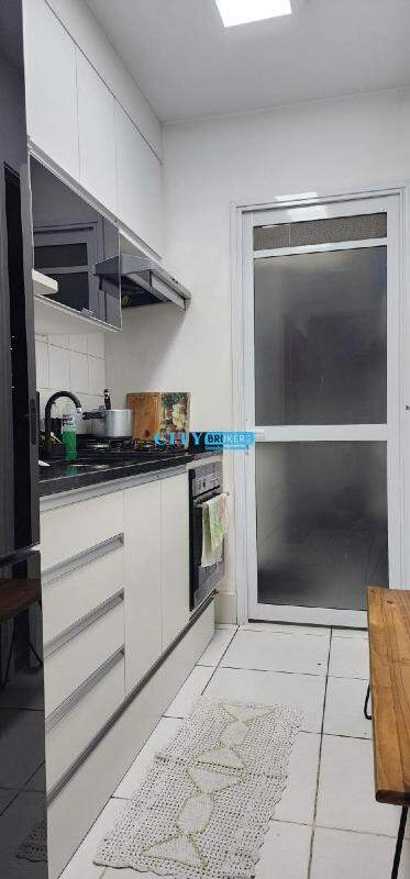 Apartamento à venda com 2 quartos, 65m² - Foto 8