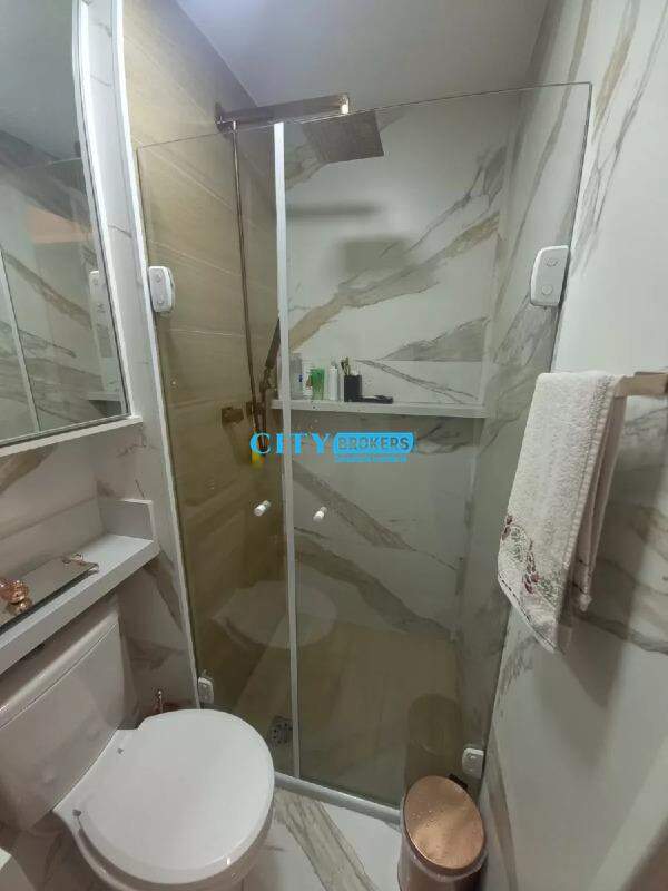 Apartamento à venda com 2 quartos, 37m² - Foto 17