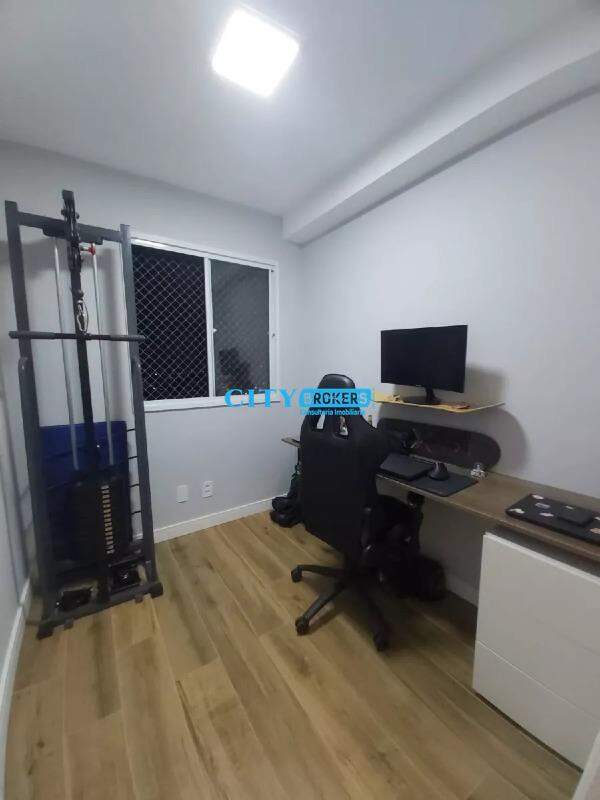 Apartamento à venda com 2 quartos, 37m² - Foto 13