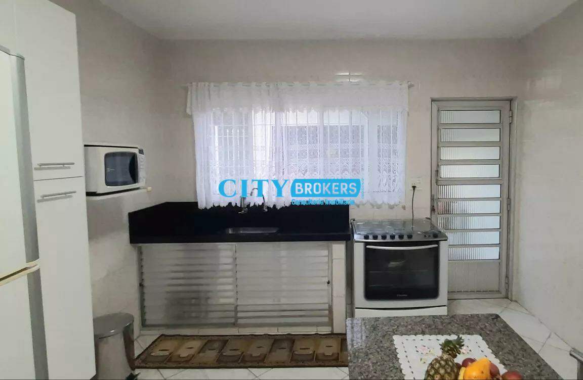 Sobrado à venda com 2 quartos, 150m² - Foto 22