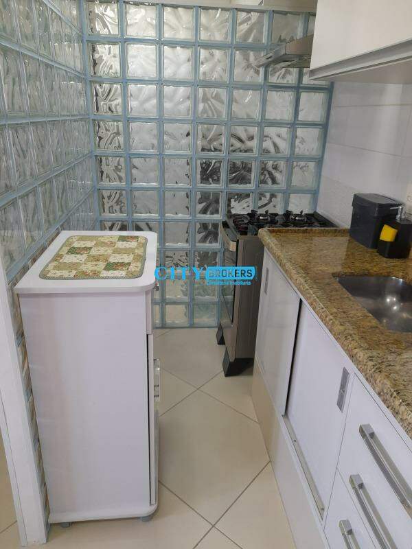 Apartamento à venda com 2 quartos, 45m² - Foto 15