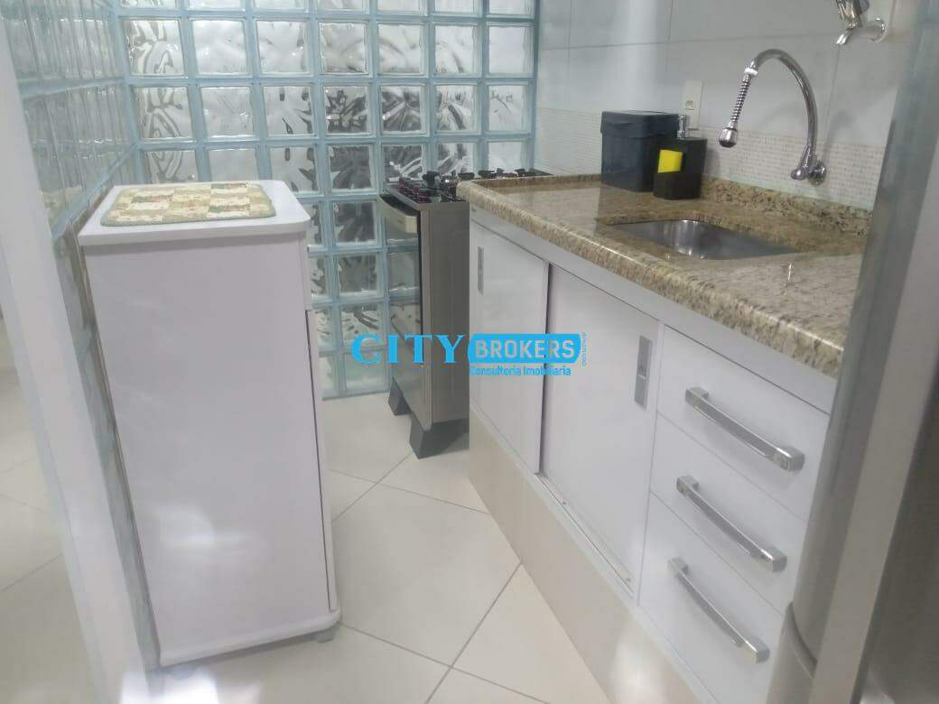 Apartamento à venda com 2 quartos, 45m² - Foto 11