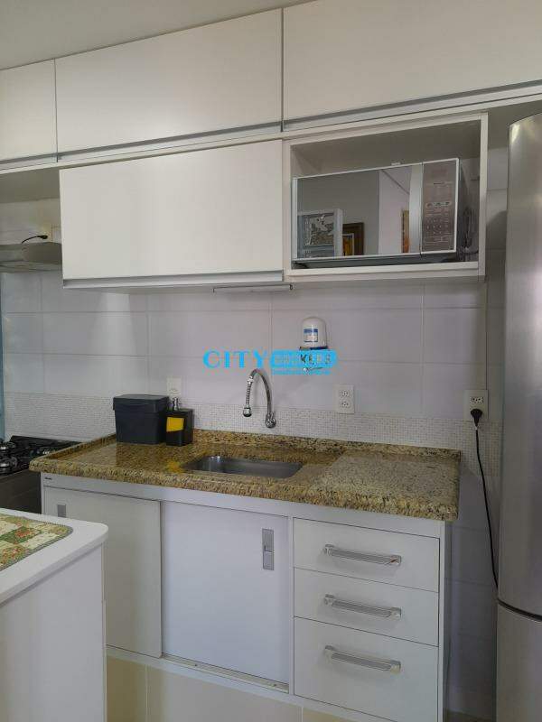 Apartamento à venda com 2 quartos, 45m² - Foto 9