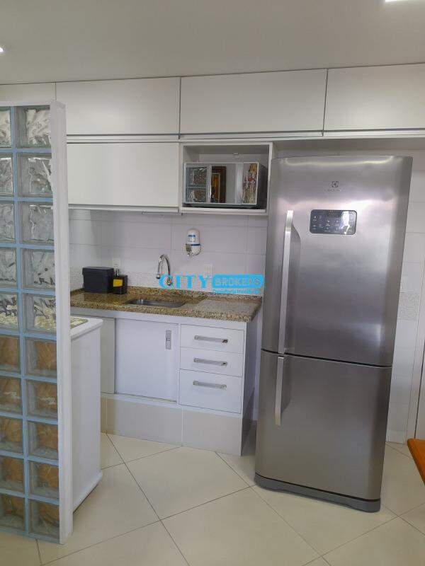 Apartamento à venda com 2 quartos, 45m² - Foto 17