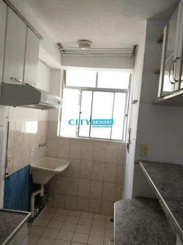 Apartamento à venda com 2 quartos, 42m² - Foto 3