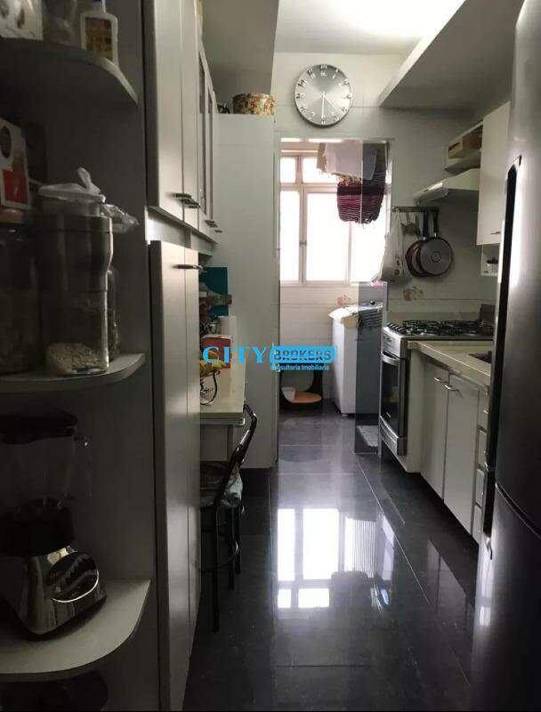 Apartamento à venda com 3 quartos, 95m² - Foto 7