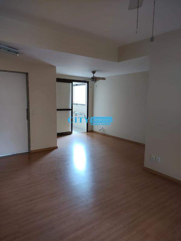 Apartamento à venda com 3 quartos, 103m² - Foto 10